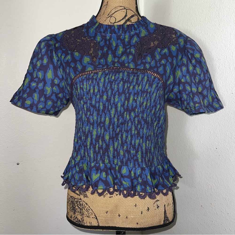 Farm Rio Leopard Pop Smocked Peplum Blouse Blue & Green leopard Print Lace Top